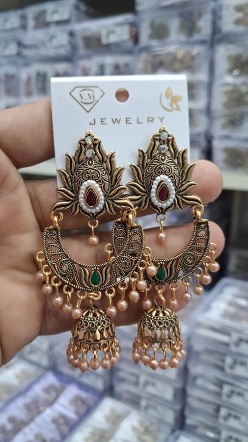 Diamond Jhumkas